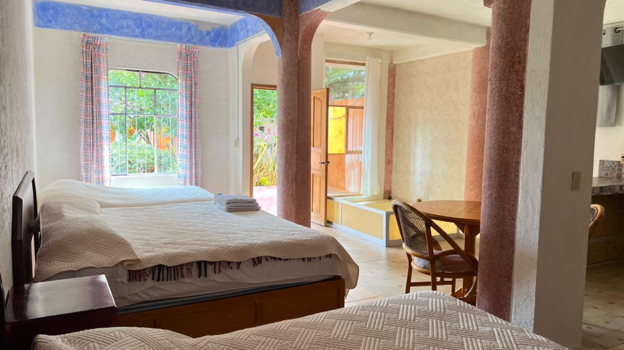 Habitación con poza termal privada
