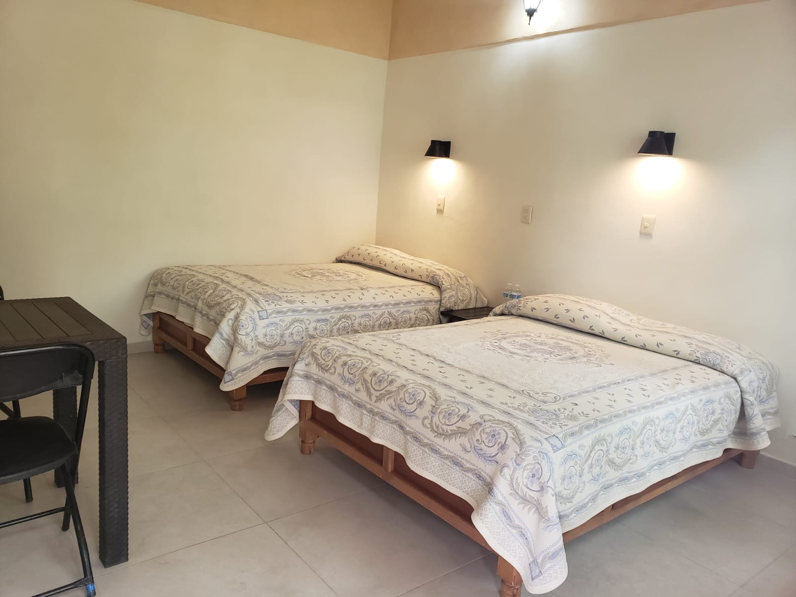 Habitación con poza termal privada